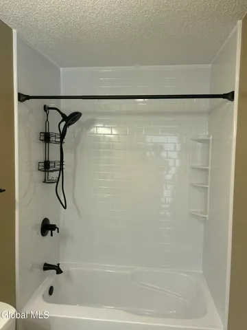 $299,900 | 5 Captains Boulevard, Waterford, NY 12188