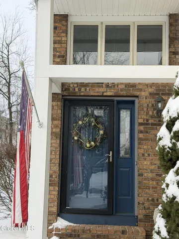 $299,900 | 5 Captains Boulevard, Waterford, NY 12188