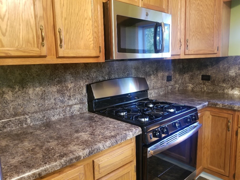 445 South 1st Street Decatur, IN 46733 - Photo 8 of 22