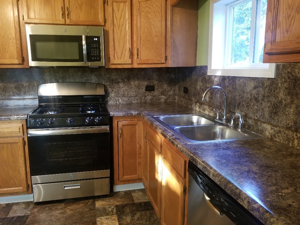 445 South 1st Street Decatur, IN 46733 - Photo 9 of 22