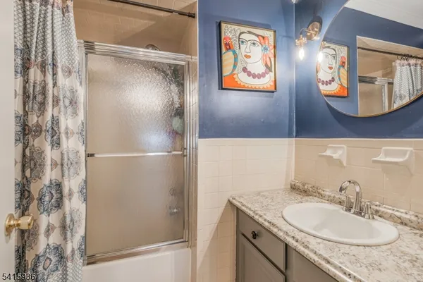 $425,000 | 102 Clark Circle, Flemington, NJ 08822
