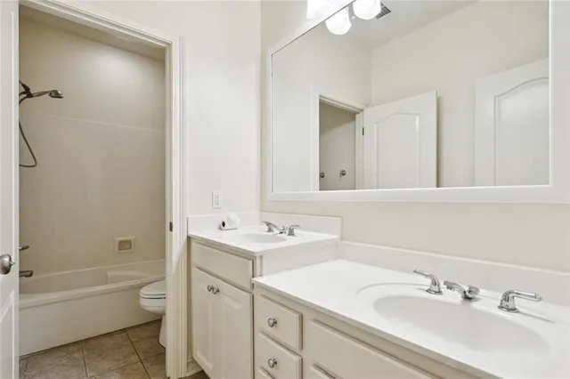 $5,000 | Undisclosed Address, Madisonville, LA 70447