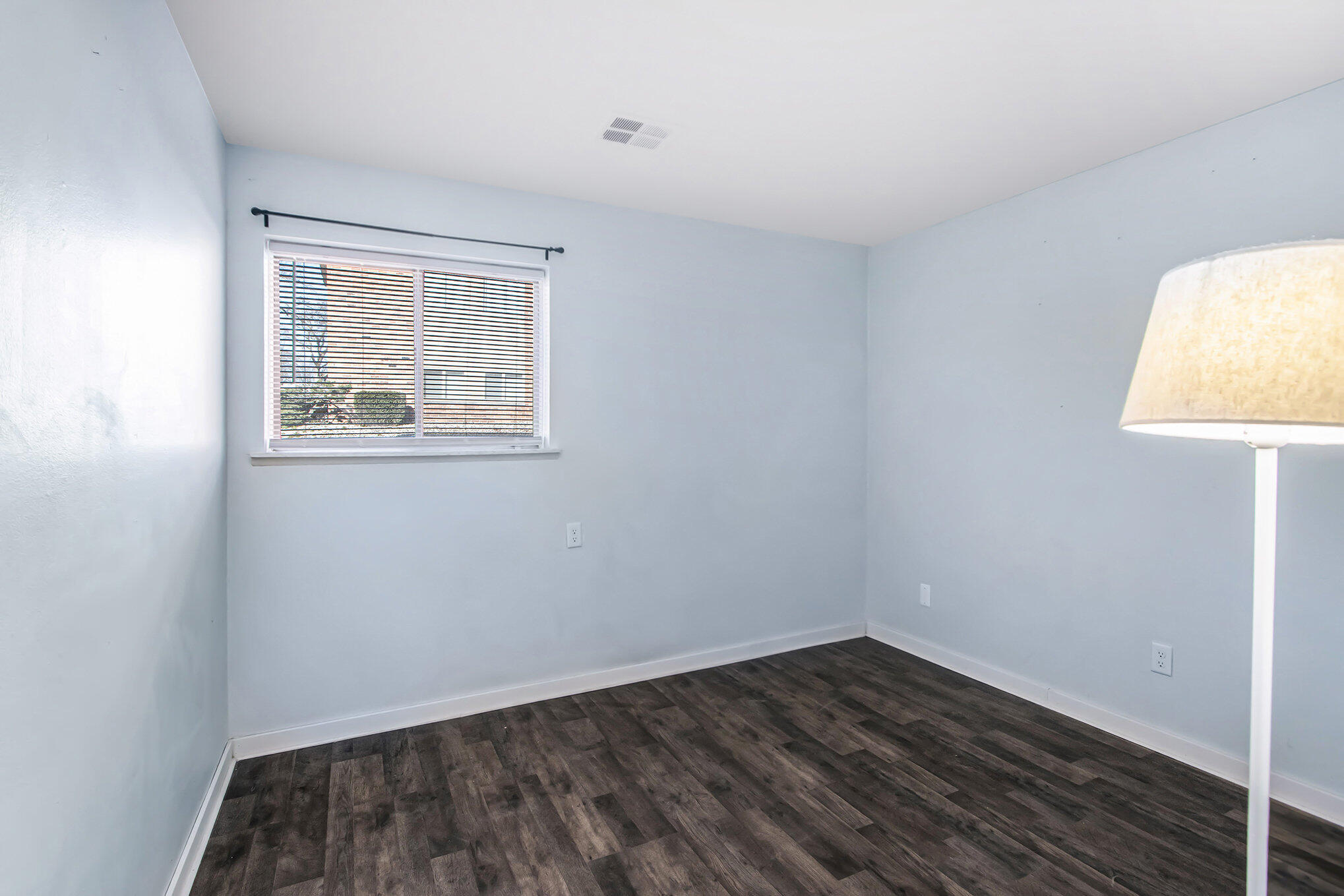 734 West Kilgore Road, Unit 108 Kalamazoo, MI 49008 - Photo 12 of 18 012_734westkilgore_19_887