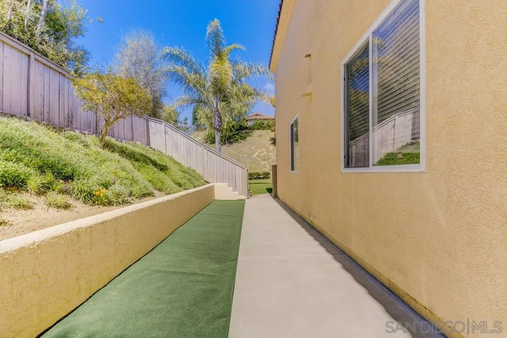 3224 Rancho Arroba Carlsbad, CA 92009 - Photo 18 of 35 a view of balcony and yard