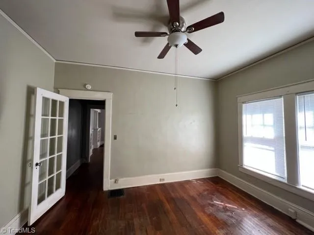 $875 | 124 Tate Street, Unit A, Greensboro, NC 27403