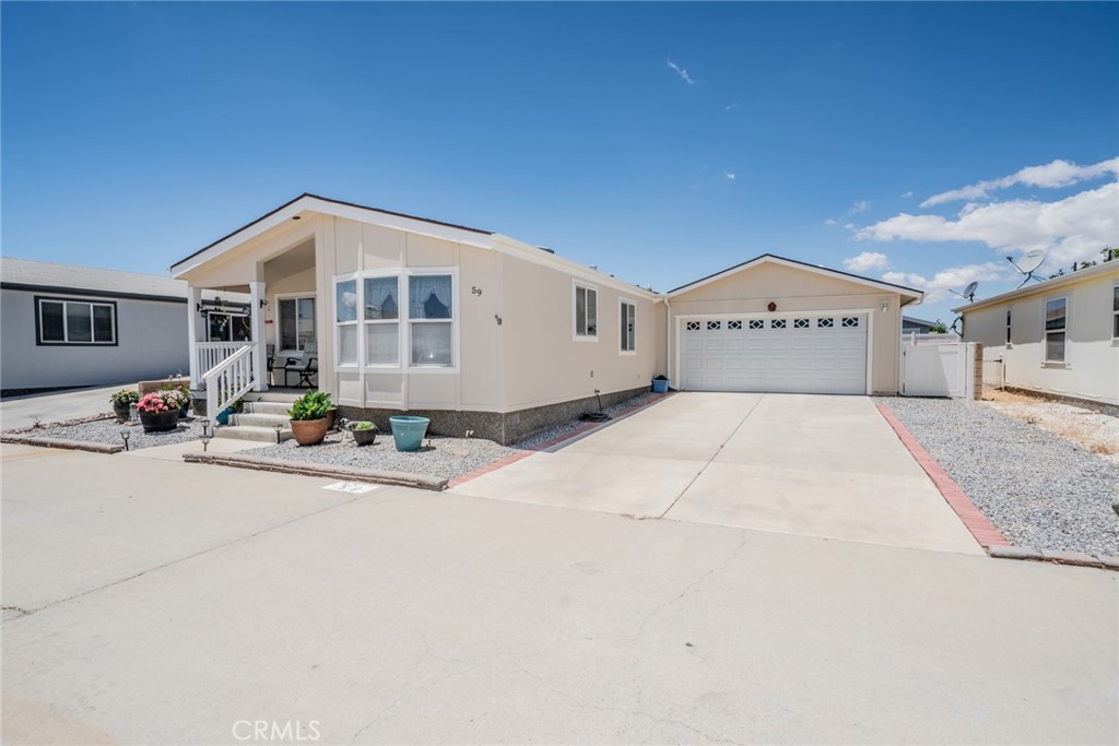 22241 Nisqually Road, Unit 59 Apple Valley, CA 92308 - Photo 6 of 54