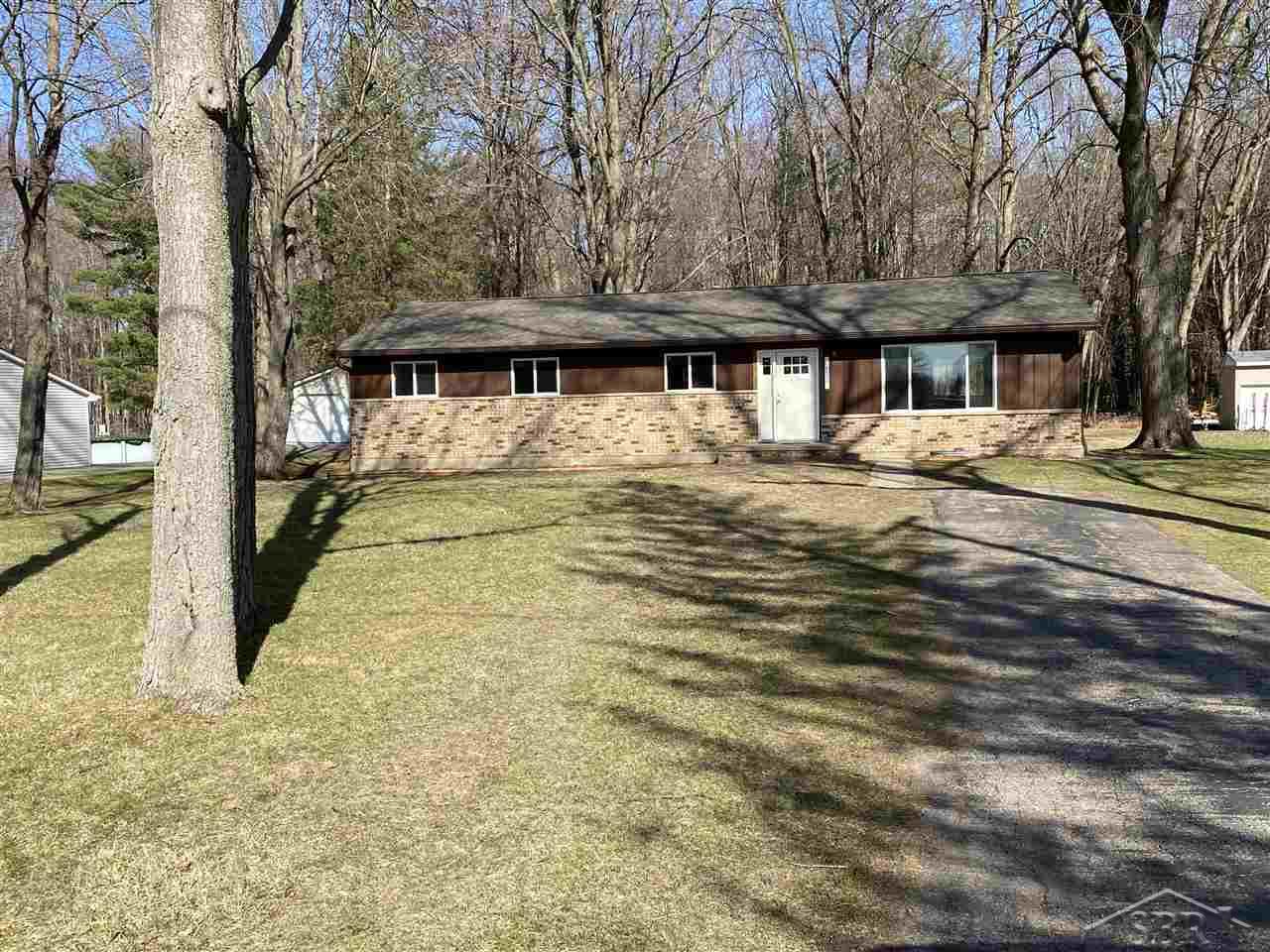4093 Stello Road Saginaw, MI 48609 - Photo 1 of 19 50037962.JPG