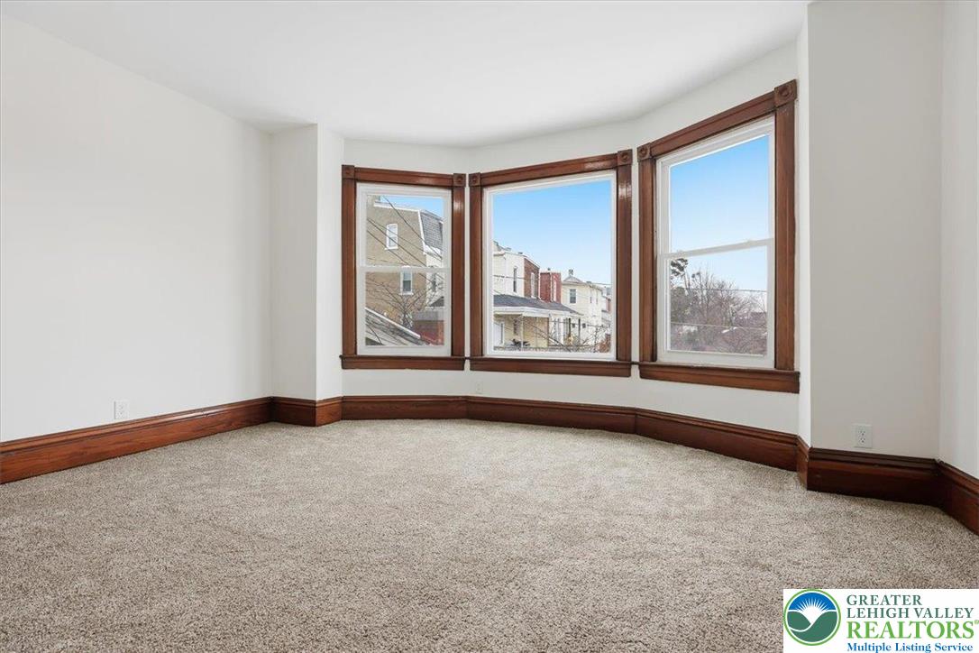 524 Fiot Street Bethlehem, PA 18015 - Photo 18 of 42 a view of an empty room with window