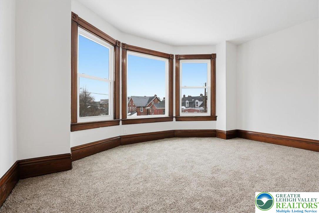 524 Fiot Street Bethlehem, PA 18015 - Photo 19 of 42 a view of an empty room with a window