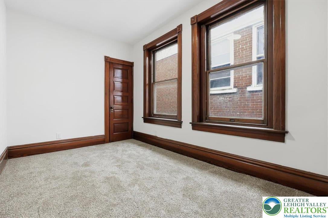 524 Fiot Street Bethlehem, PA 18015 - Photo 22 of 42 a view of an empty room with a window