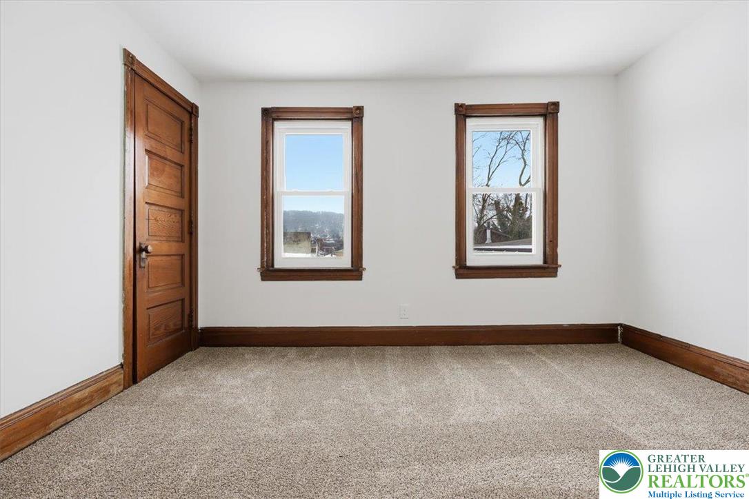 524 Fiot Street Bethlehem, PA 18015 - Photo 28 of 42 a view of an empty room with a window