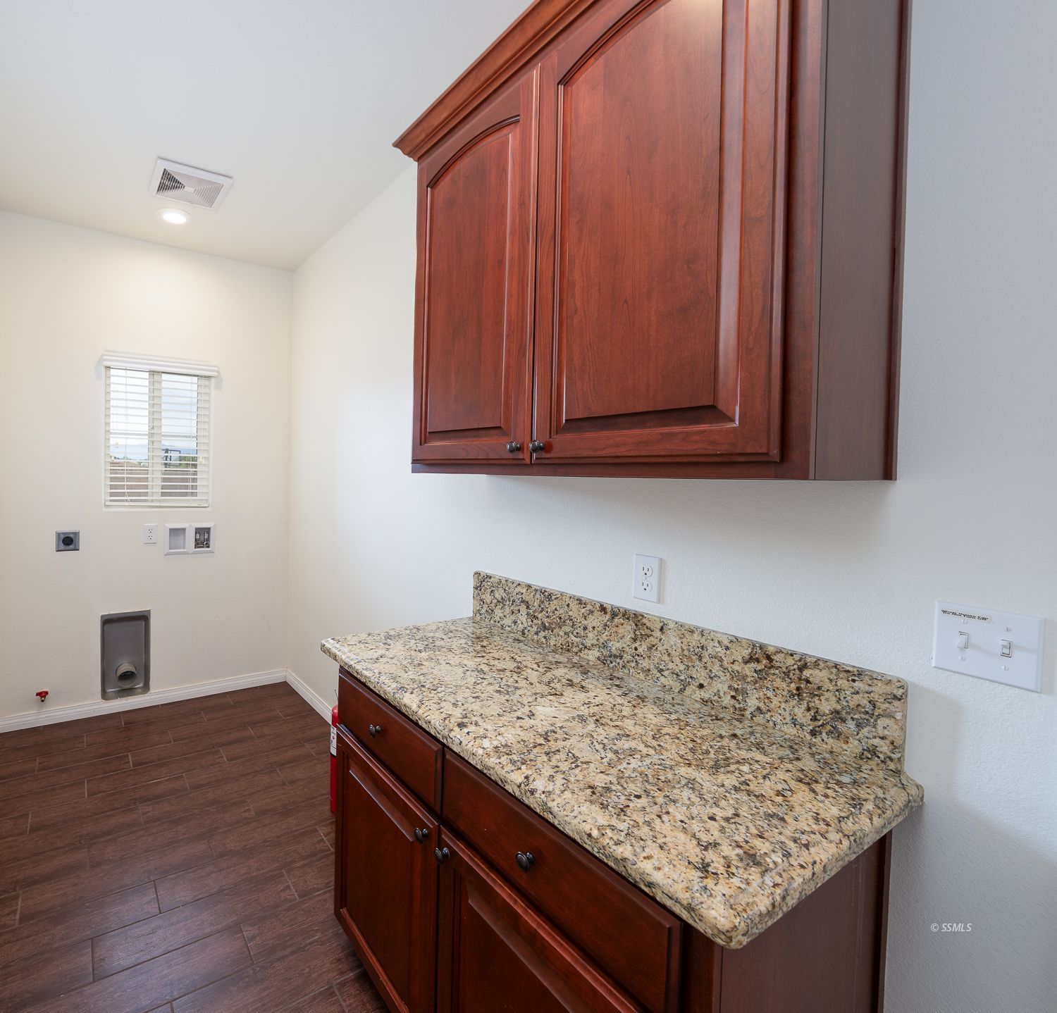 104 Rancho Del Cerro Ridgecrest, CA 93555 - Photo 13 of 36