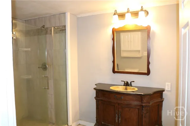 $350,000 | 88 South Railroad Avenue, Carlton, GA 30627