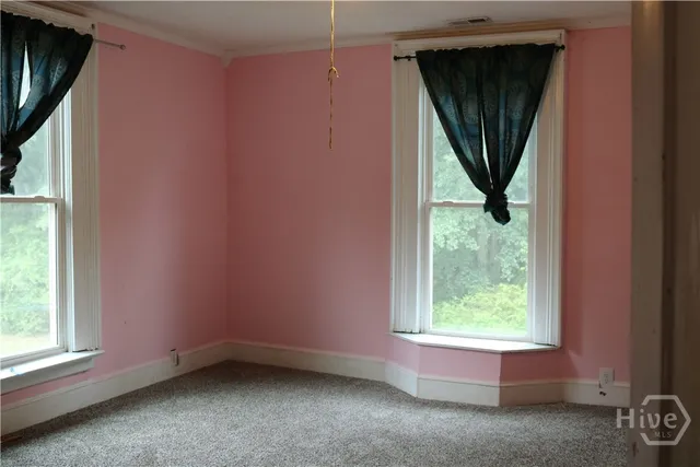 $350,000 | 88 South Railroad Avenue, Carlton, GA 30627