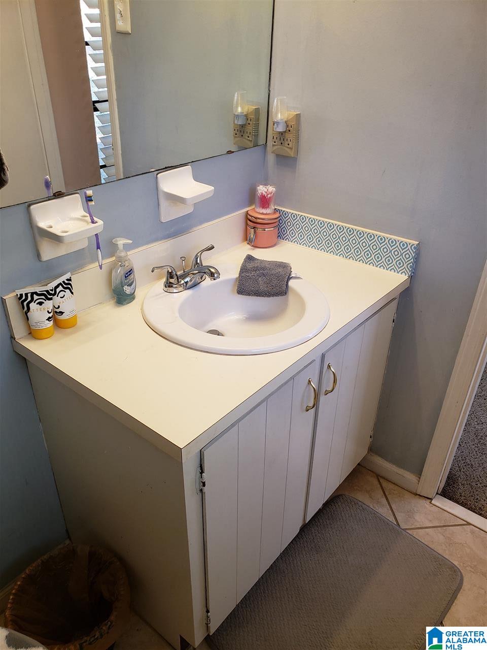 1012 Brian Drive Leeds, AL 35094 - Photo 19 of 38