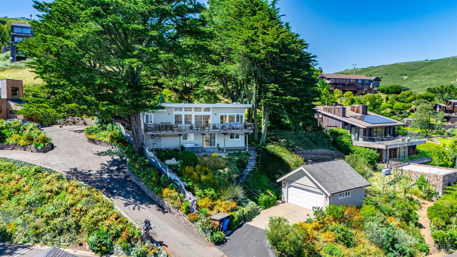 120 Sunset Way Muir Beach, CA 94965 - Photo 2 of 46