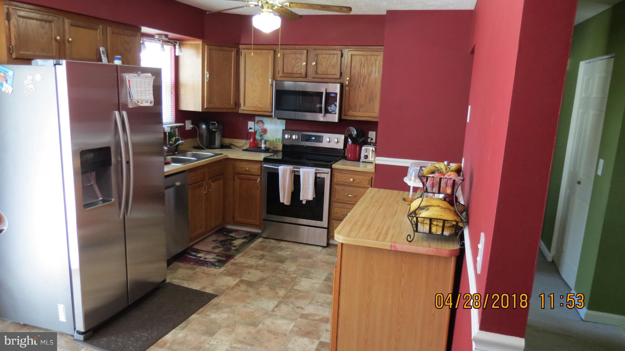 39 Buck Road Stafford, VA 22556 - Photo 6 of 21 Kitchen