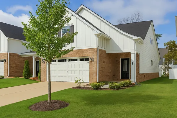$2,400 | 2218 Welltown Lane, Murfreesboro, TN 37128