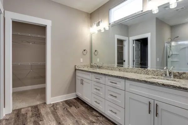 $2,400 | 2218 Welltown Lane, Murfreesboro, TN 37128