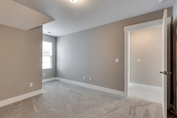 $2,400 | 2218 Welltown Lane, Murfreesboro, TN 37128