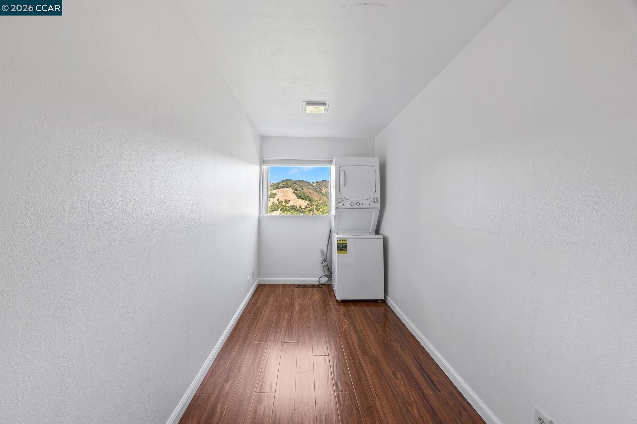 3822 Quail Ridge Road Lafayette, CA 94549 - Photo 24 of 47 leads from main house to apartment