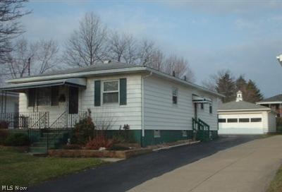 540 Stanley Road Akron, OH 44312 - Photo 1 of 1 Well-kept home!--SIDE-BY-SIDE asphalt drive---Ready to move right in!