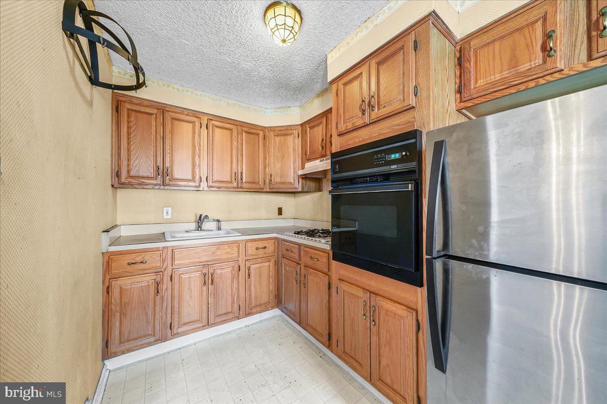 2038 Kent Road Folcroft, PA 19032 - Photo 8 of 17 Gallery Image 8