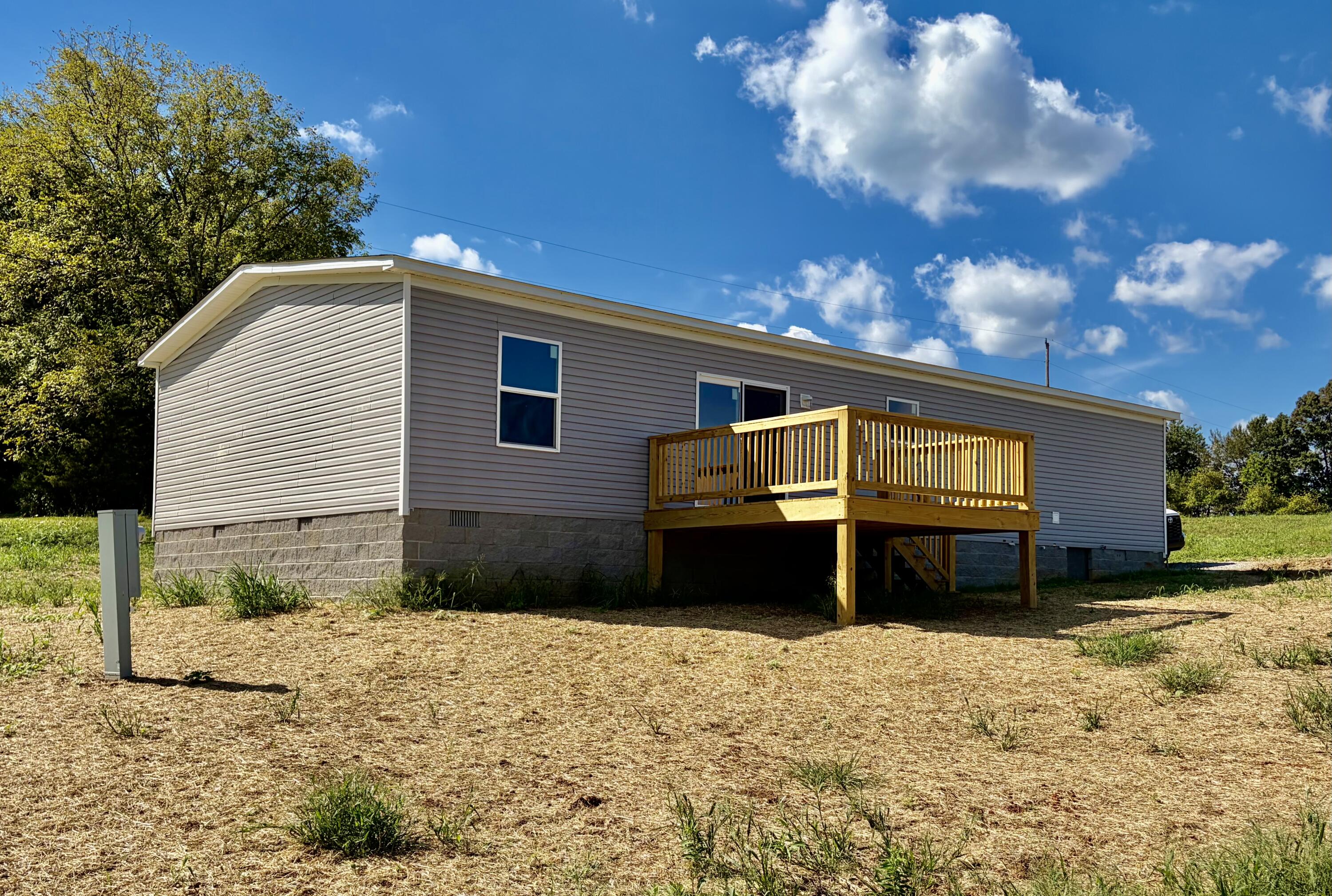 710 Roxy Lane Eubank, KY 42567 - Photo 4 of 23 IMG_0924