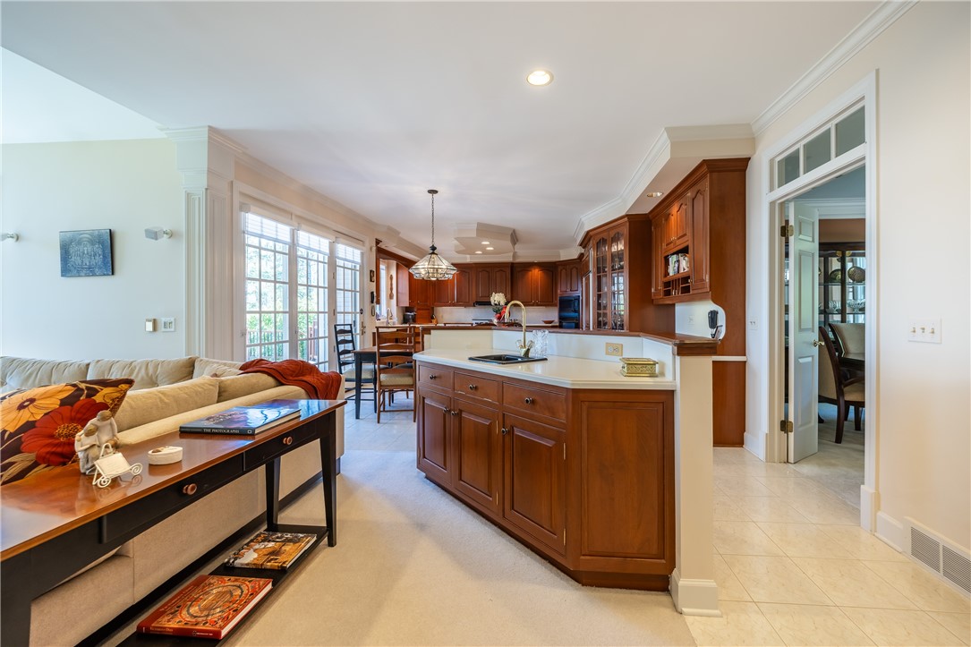 14 Ambergate Rise Pittsford, NY 14534 - Photo 11 of 50 DESIGNER KITCHEN WITH A WET BAR!