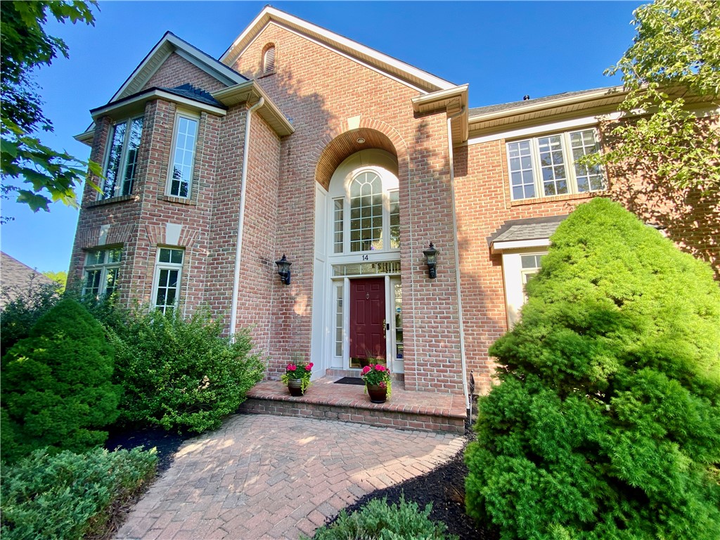 14 Ambergate Rise Pittsford, NY 14534 - Photo 2 of 50 IMPRESSIVE & ELEGANT FRONT ENTRANCE!