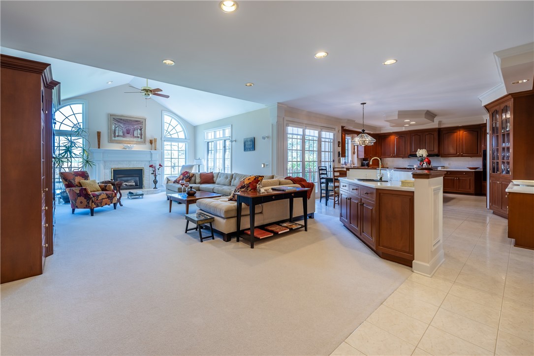 14 Ambergate Rise Pittsford, NY 14534 - Photo 8 of 50 STUNNING & EXPANSIVE GREAT ROOM!