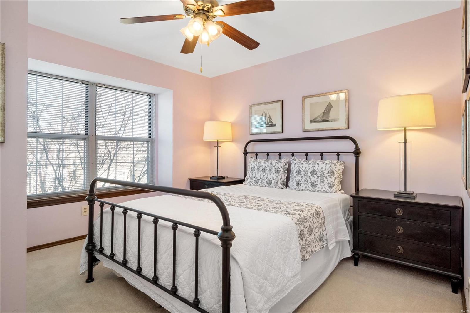 1915 Dewitt Ridge Drive Chesterfield, MO 63017 - Photo 18 of 26 Gallery Image 18