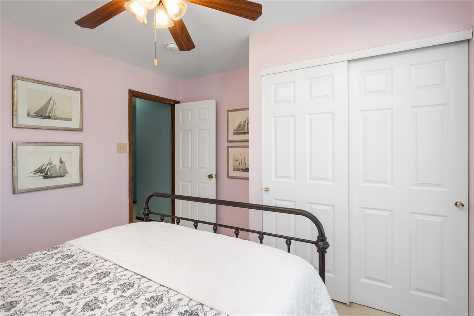 1915 Dewitt Ridge Drive Chesterfield, MO 63017 - Photo 19 of 26 Gallery Image 19