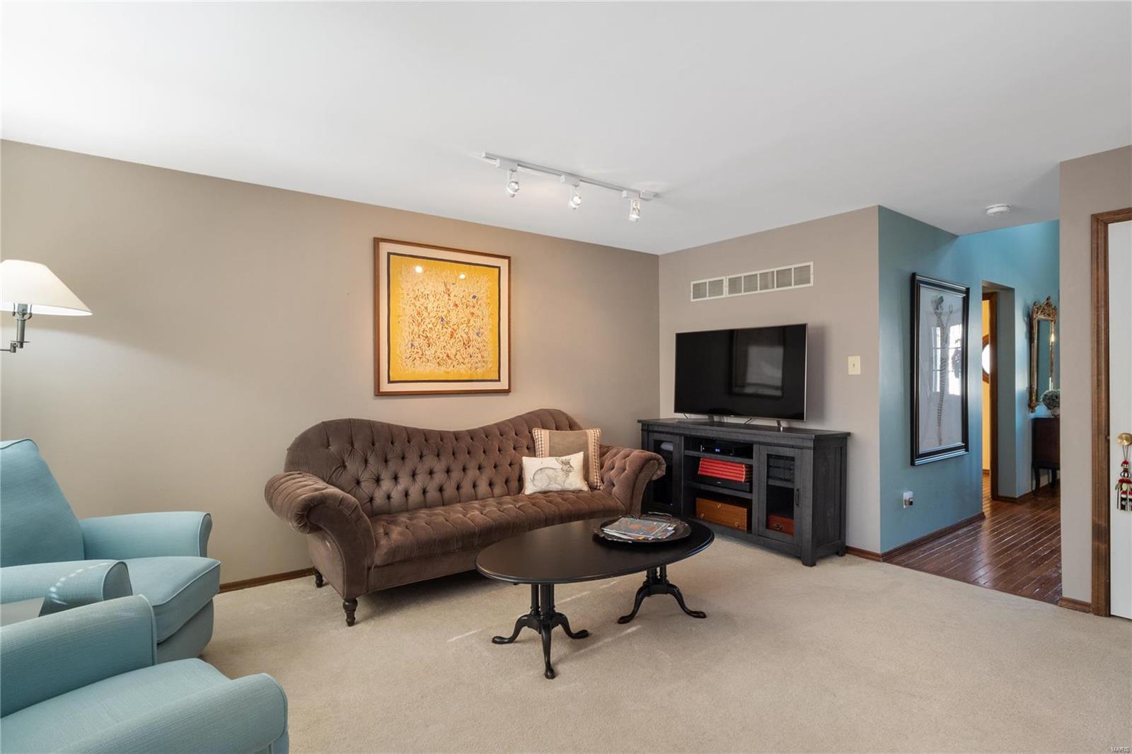 1915 Dewitt Ridge Drive Chesterfield, MO 63017 - Photo 10 of 26 Gallery Image 10