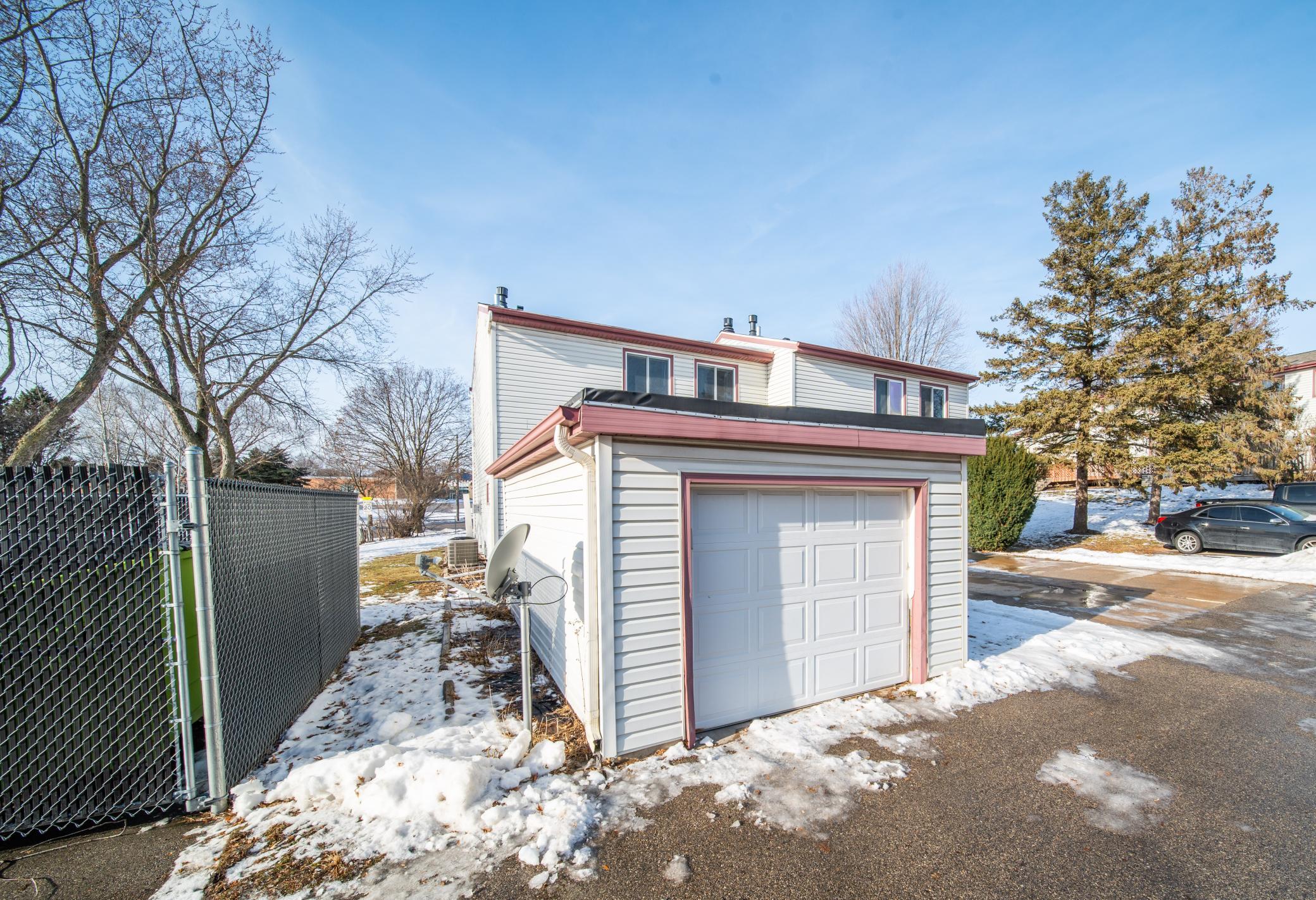 907 40th Street Northwest Rochester, MN 55901 - Photo 47 of 59