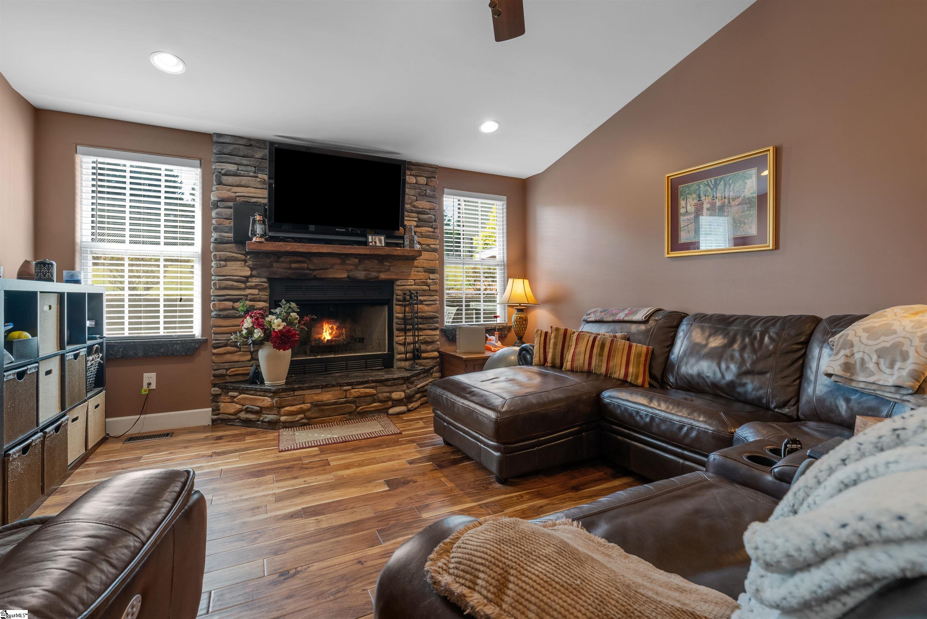 1216 White Road Piedmont, SC 29673 - Photo 11 of 49 Gallery Image 11