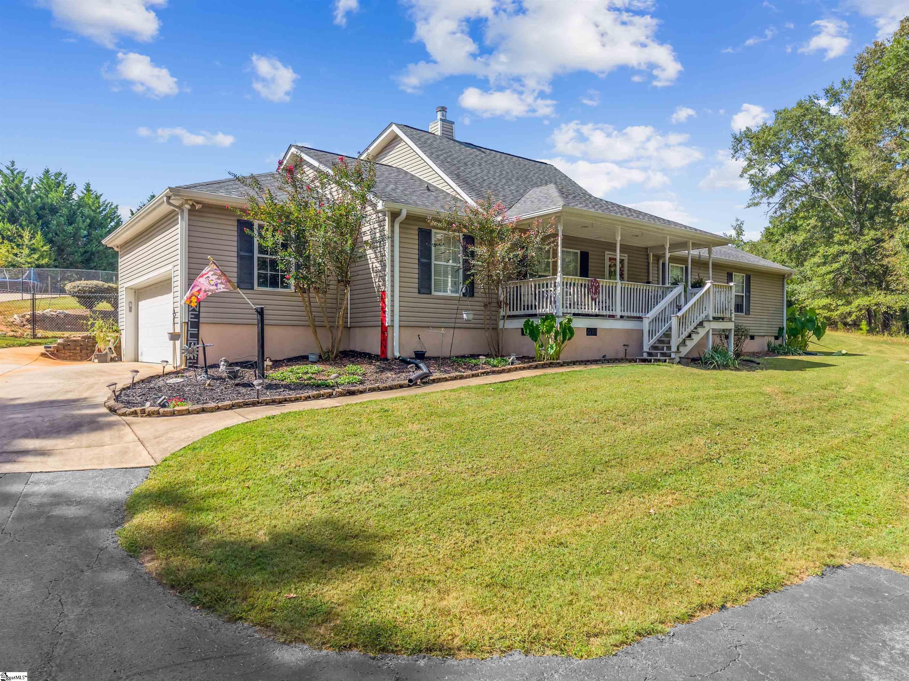 1216 White Road Piedmont, SC 29673 - Photo 2 of 49 Gallery Image 2