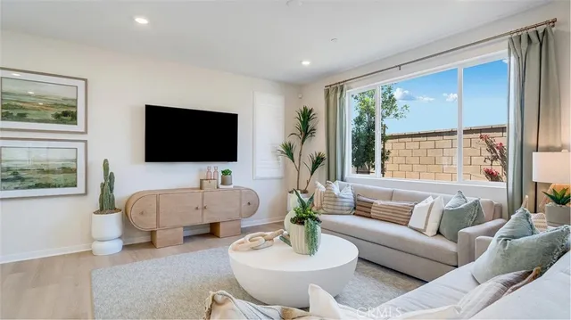 $689,990 | 3175 Silo Paseo, Ontario, CA 91761