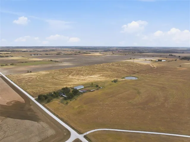 $168,000 | 2 Hcr-2313, Abbott, TX 76621