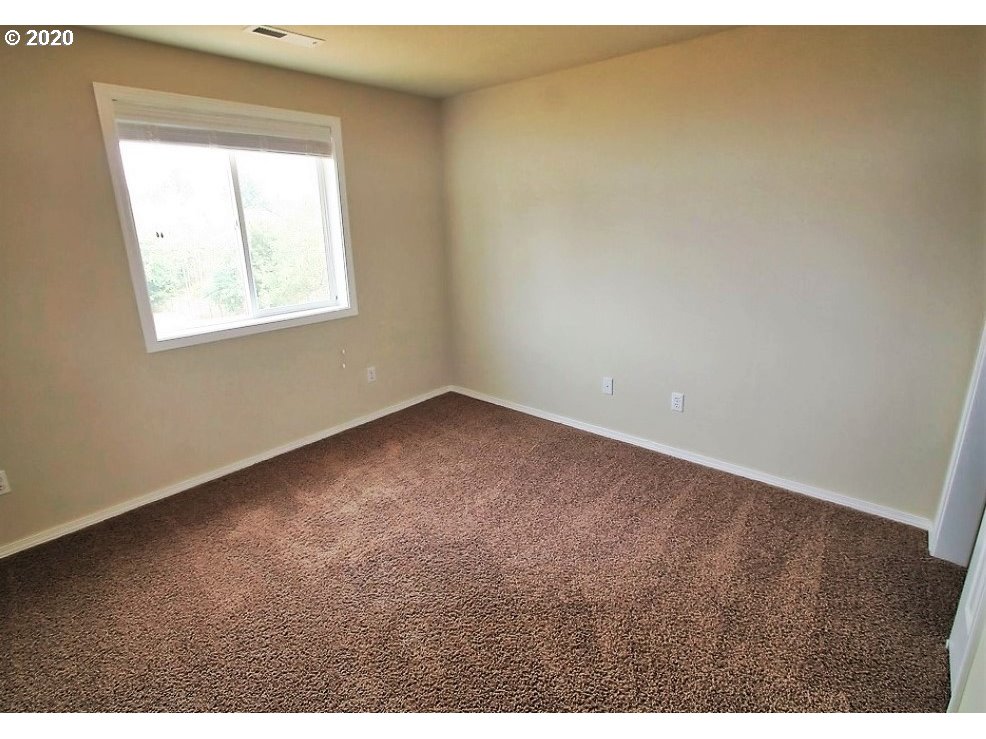 606 North 22nd Court Ridgefield, WA 98642 - Photo 11 of 15