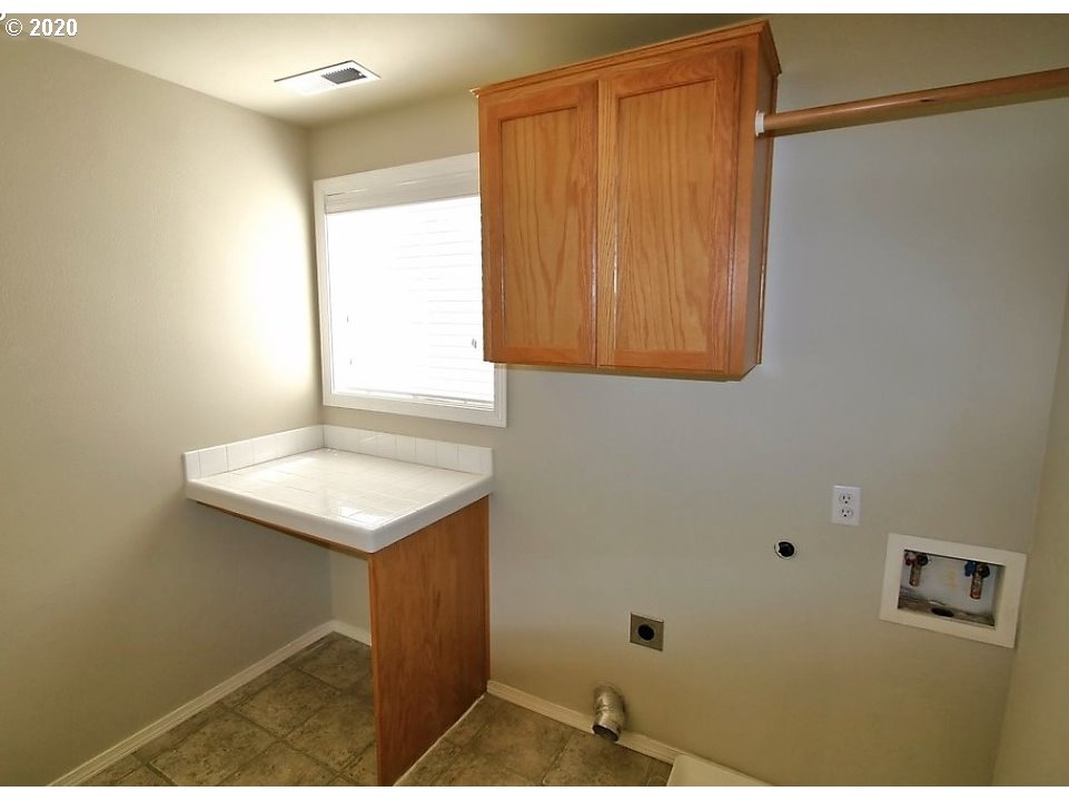606 North 22nd Court Ridgefield, WA 98642 - Photo 8 of 15