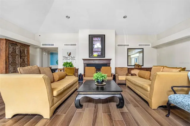 $1,900 | 2002 Blue Hawk Court, Unit 1723, Clearwater, FL 33762