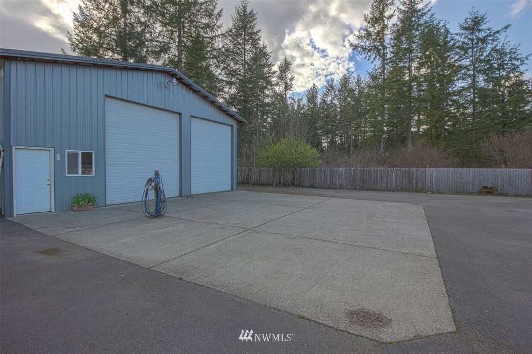 9625 Case Road Southwest Olympia, WA 98512 - Photo 7 of 19 Gallery Image 7