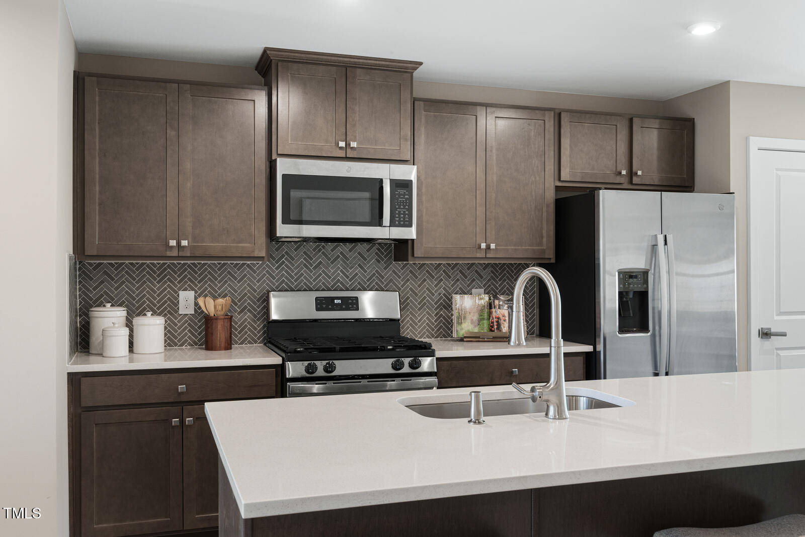 420 Grand Silo Road Raleigh, NC 27603 - Photo 4 of 25 04 kitchen