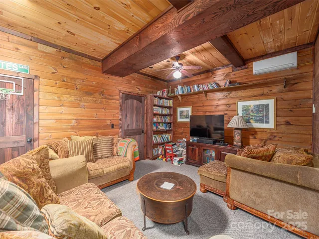 $2,195,000 | 234 Historic Oak Trail, Waynesville, NC 28785