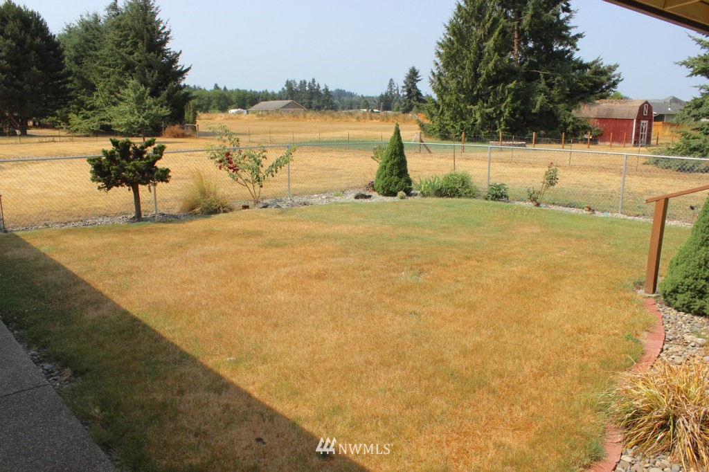 8643 180th Way Southwest Rochester, WA 98579 - Photo 4 of 22