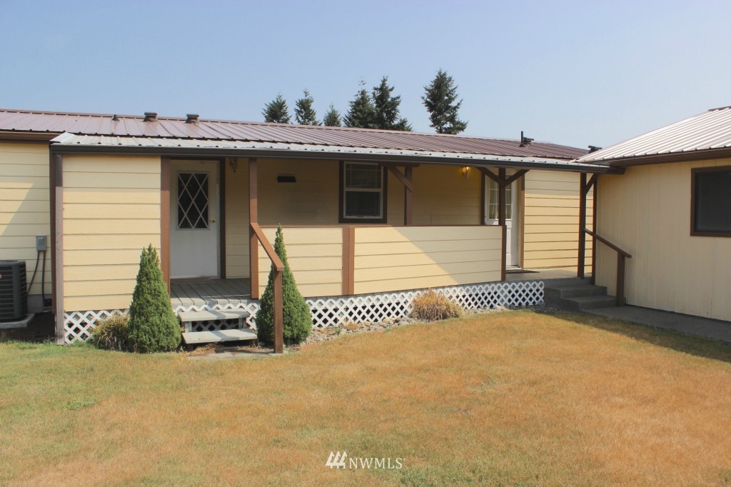 8643 180th Way Southwest Rochester, WA 98579 - Photo 6 of 22
