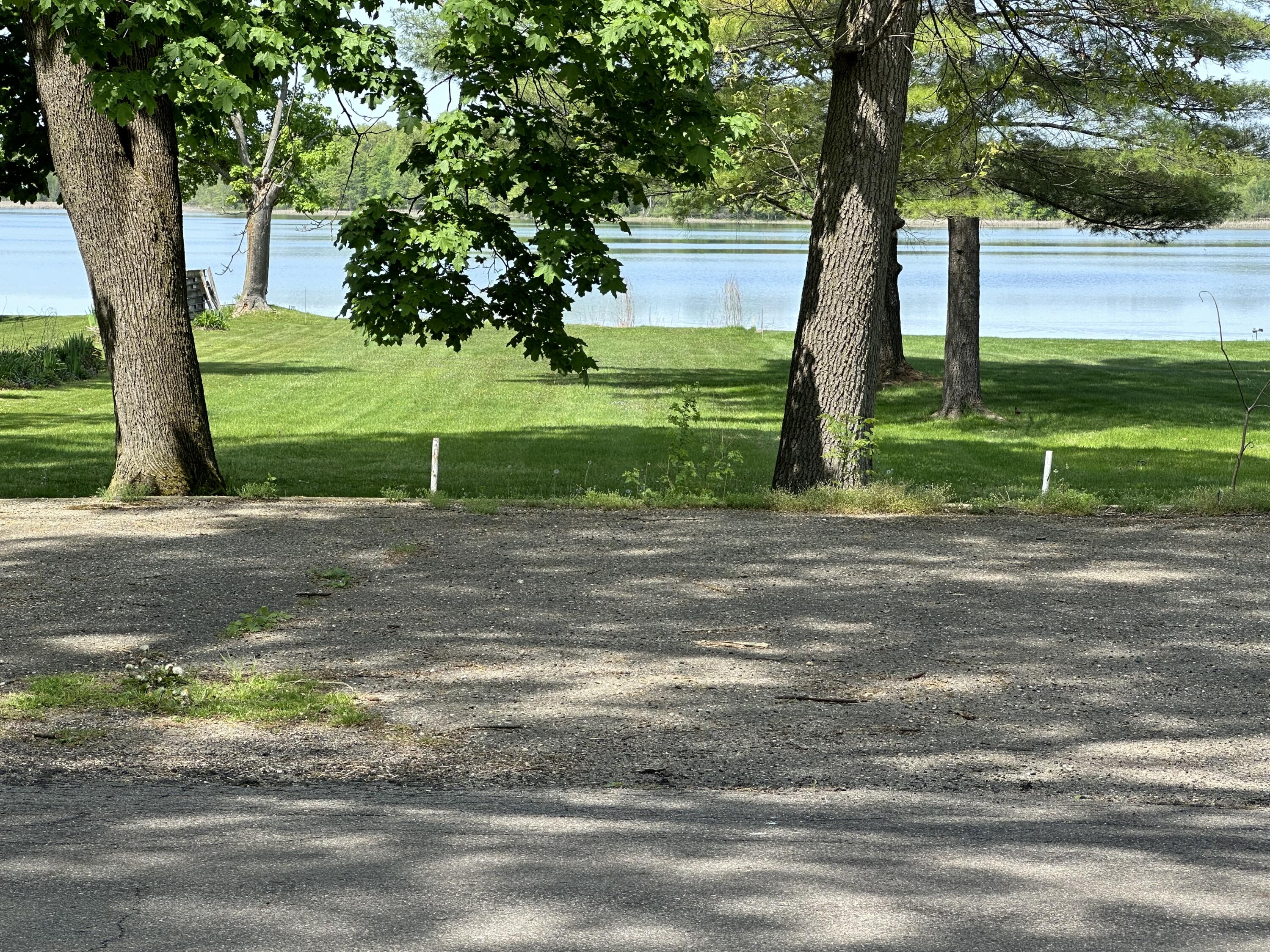 463-471 Stuart Lake Road Marshall, MI 49068 - Photo 27 of 34 IMG-1317
