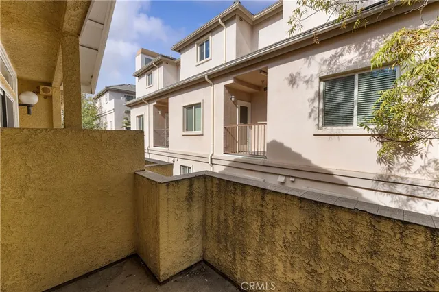 $3,800 | 451 South Oakland Avenue, Unit 4, Pasadena, CA 91101