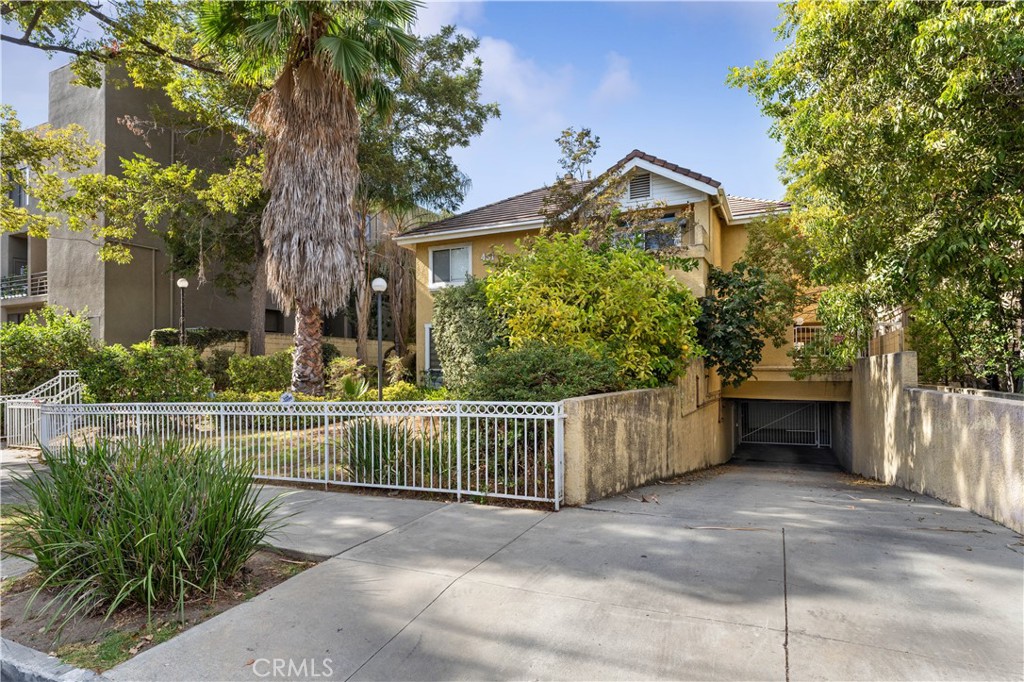 451 South Oakland Avenue, Unit 4 Pasadena, CA 91101 - Photo 23 of 23